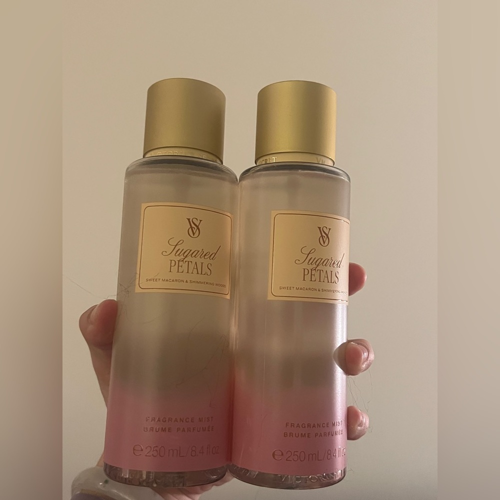Victoria’s Secret Sugared PETALS Set - Picture 3 of 3
